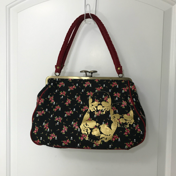 Loungefly Vintage Unique 1990s Roses & Skull & Metallic Goth Gold Skulls EUC - Picture 1 of 9